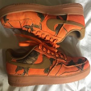 REAL TREE X NIKE COLLAB AIR FORCE 1’s AF1s